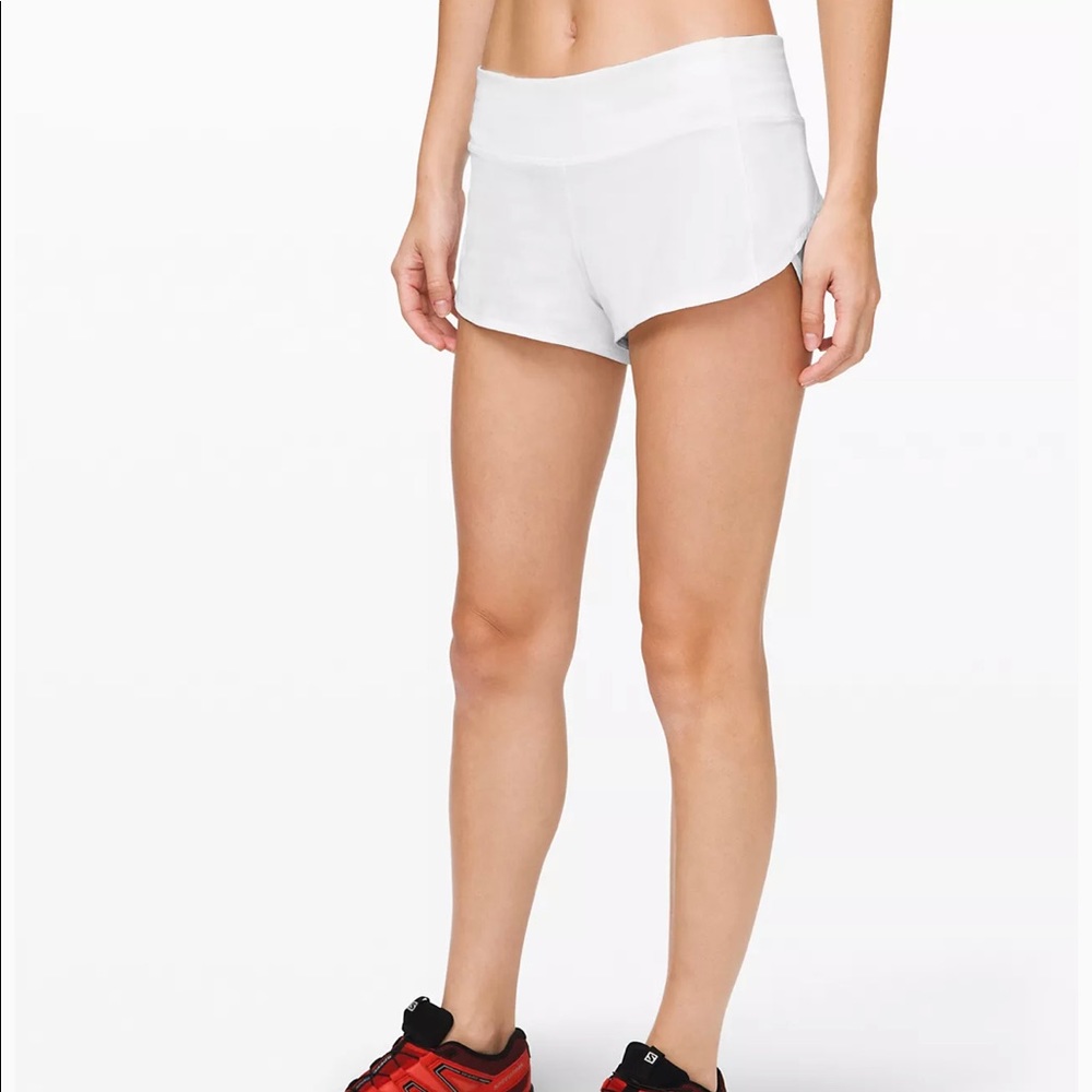 NEW white lululemon 2.5” shorts (never worn)